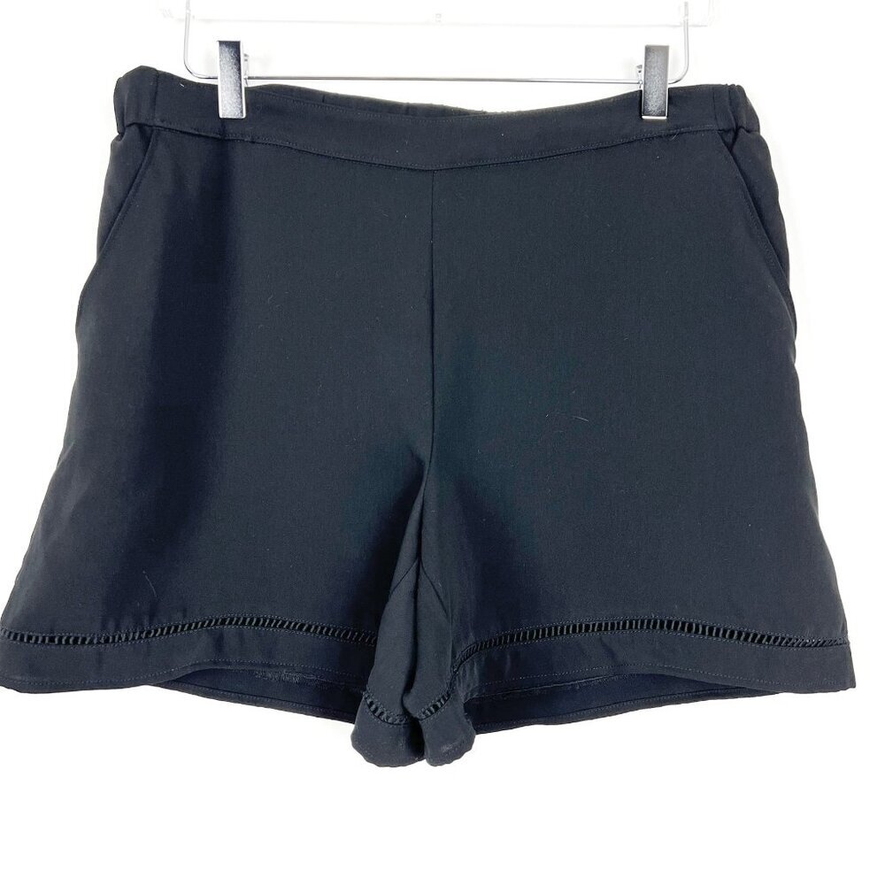 NWOT Trina Turk Shorts Womens L Black Bubbly Ladder Stitch High Waist Pull On